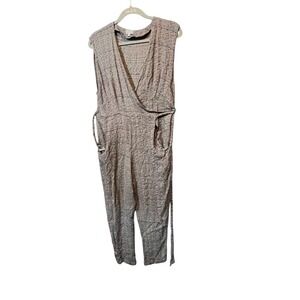 Field Day Size XXL Jumpsuit Sleeveless Woven Surplice Casual Gray‎